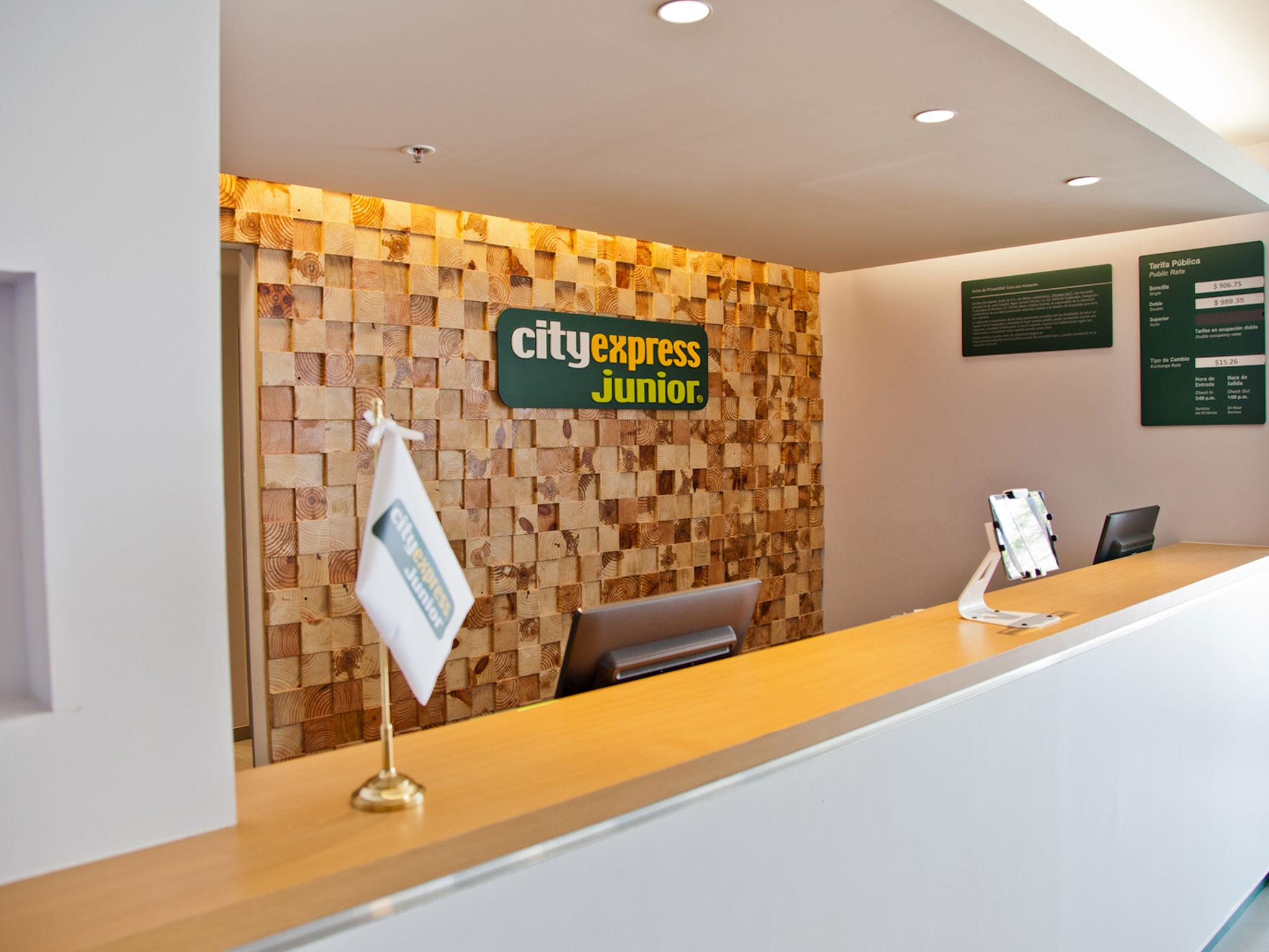 City Express Junior By Marriott Puebla Angelopolis Exterior foto